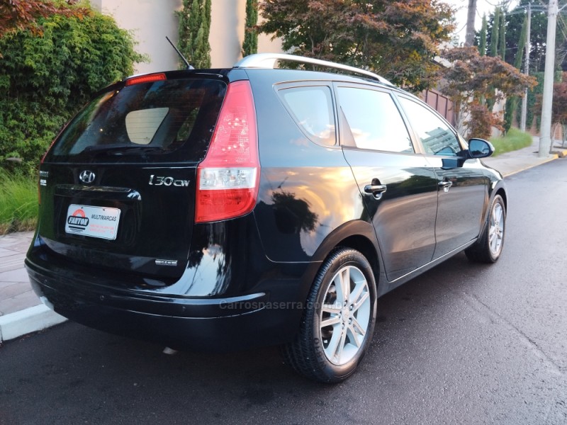 I30 CW 2.0 MPFI 16V GASOLINA 4P AUTOMATICO - 2011 - FARROUPILHA