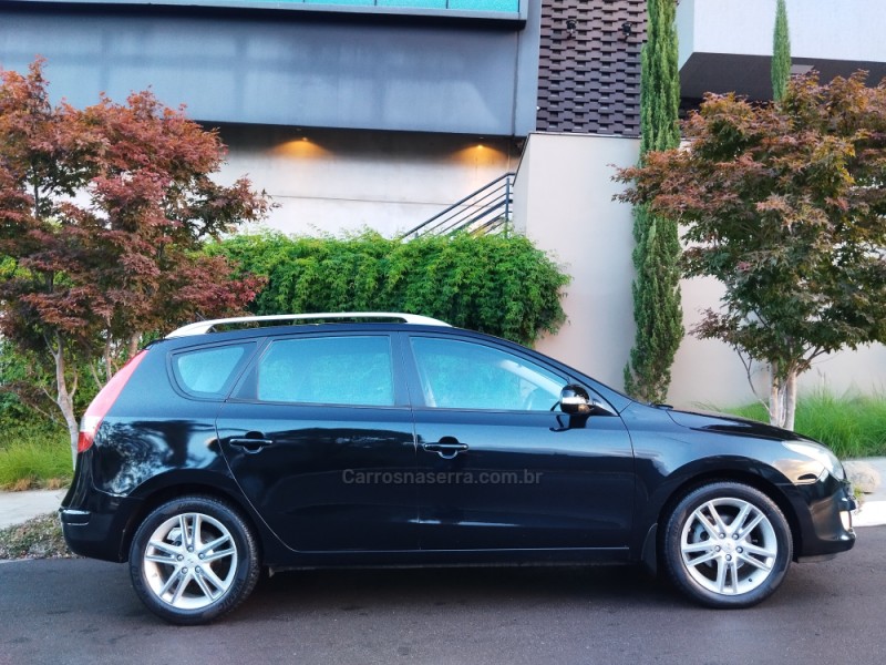 I30 CW 2.0 MPFI 16V GASOLINA 4P AUTOMATICO - 2011 - FARROUPILHA