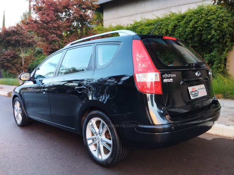 I30 CW 2.0 MPFI 16V GASOLINA 4P AUTOMATICO - 2011 - FARROUPILHA