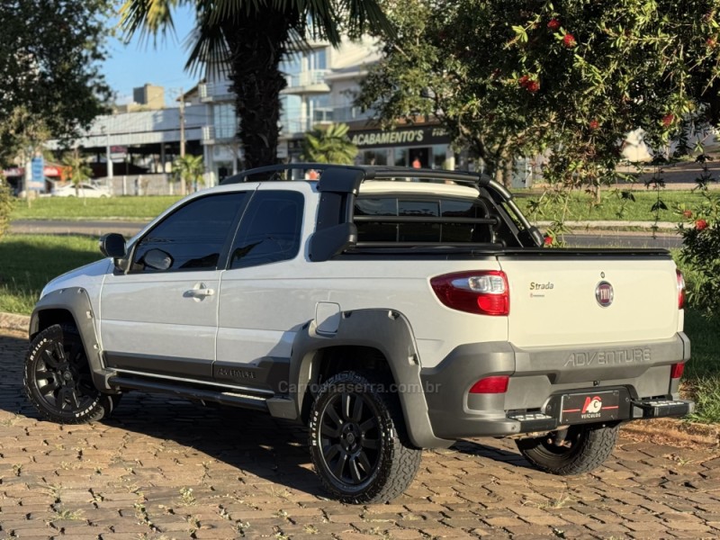 STRADA 1.8 MPI ADVENTURE CD 16V FLEX 3P MANUAL - 2020 - CASCA