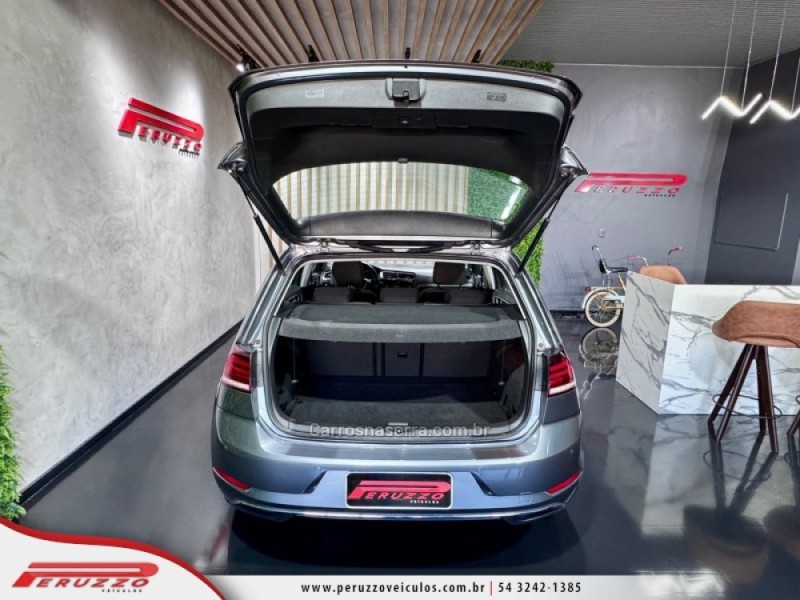 GOLF 1.0 200 TSI TOTAL FLEX COMFORTLINE TIPTRONIC - 2018 - NOVA PRATA