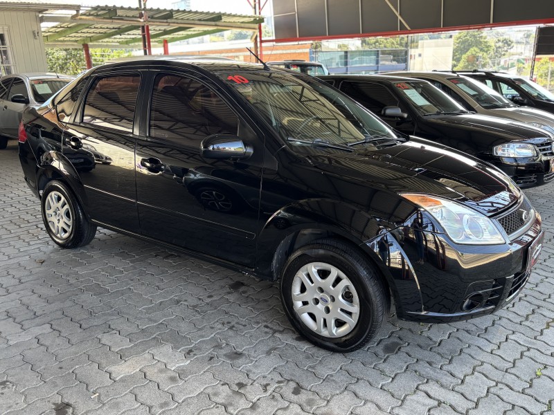 FIESTA 1.6 MPI SEDAN 8V FLEX 4P MANUAL - 2010 - CAXIAS DO SUL