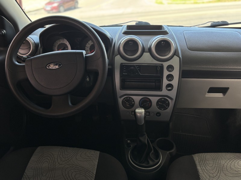 FIESTA 1.6 MPI SEDAN 8V FLEX 4P MANUAL - 2010 - CAXIAS DO SUL