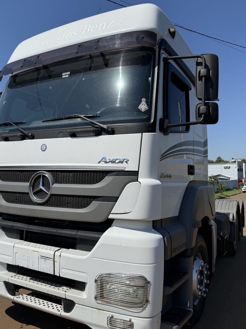 AXOR 2544 S 6X2 - 2022 - ESTRELA