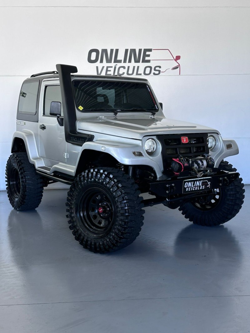 T4 3.0 TETO RÍGIDO 16V TURBO ELETRONIC DIESEL 2P MANUAL - 2010 - FARROUPILHA