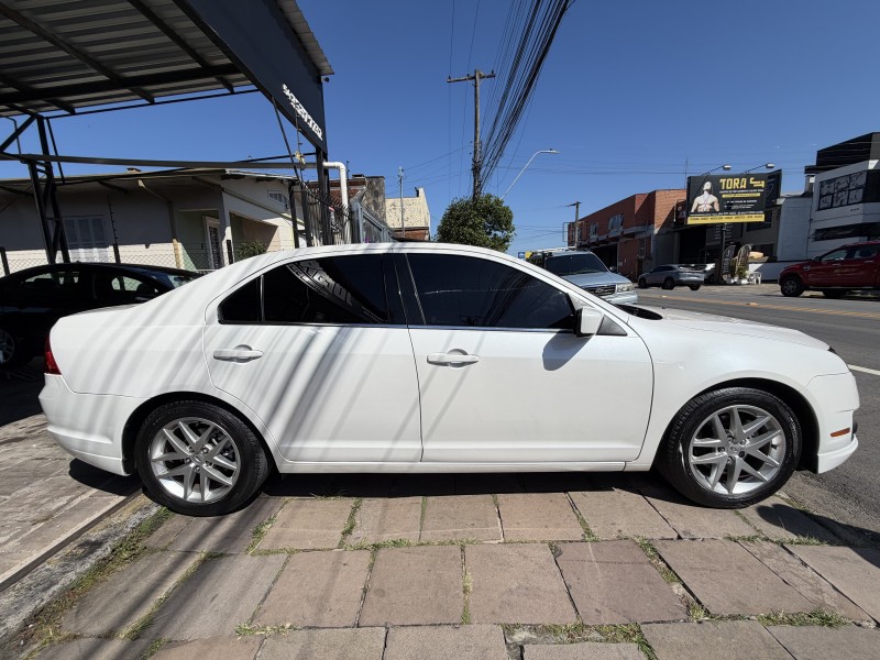 FUSION 2.5 SEL 16V GASOLINA 4P AUTOMÁTICO - 2011 - CAXIAS DO SUL