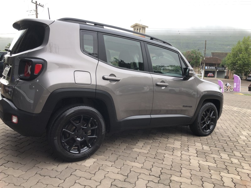 RENEGADE 1.8 16V FLEX SPORT 4P AUTOMÁTICO - 2020 - VALE REAL