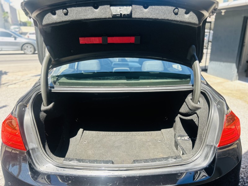 320I 2.0 16V TURBO GASOLINA 4P AUTOMÁTICO - 2013 - CAXIAS DO SUL