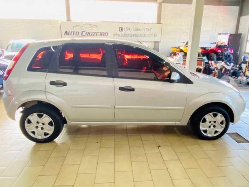FIESTA 1.0 MPI SUPERCHARGER 8V GASOLINA 4P MANUAL - 2003 - CAXIAS DO SUL