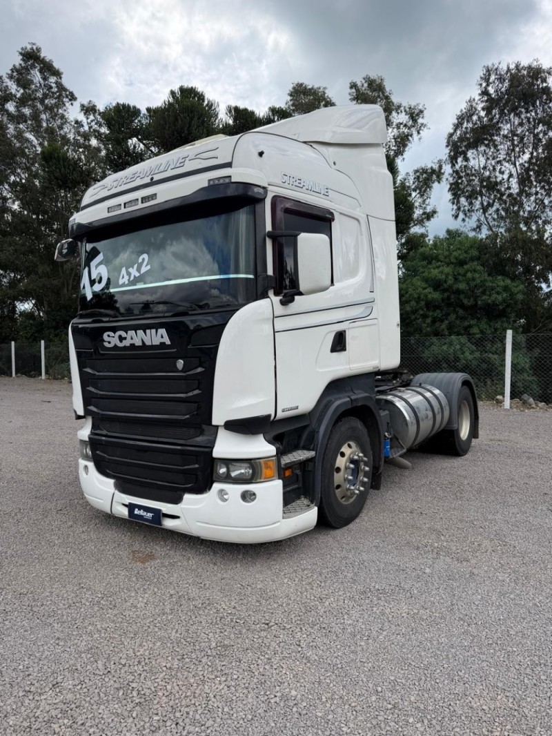 R-440 A 4X2 - 2015 - FARROUPILHA