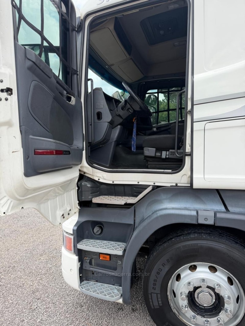 R-440 A 4X2 - 2015 - FARROUPILHA