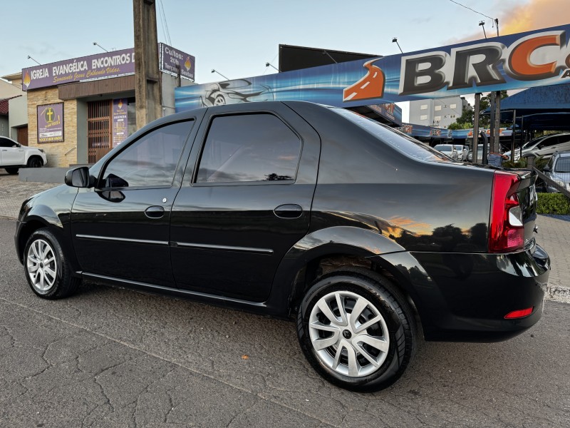 LOGAN 1.6 EXPRESSION 8V FLEX 4P MANUAL - 2013 - DOIS IRMãOS