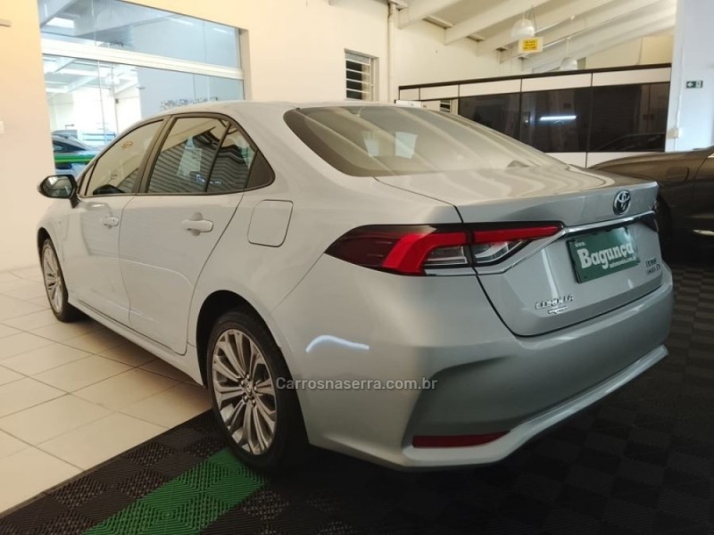 COROLLA 1.8 ALTIS 16V HÍBRIDO 4P AUTOMÁTICO - 2021 - NOVO HAMBURGO