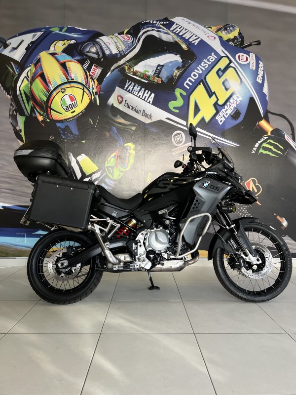 f 850 gs adventure triple black  2023 passo fundo