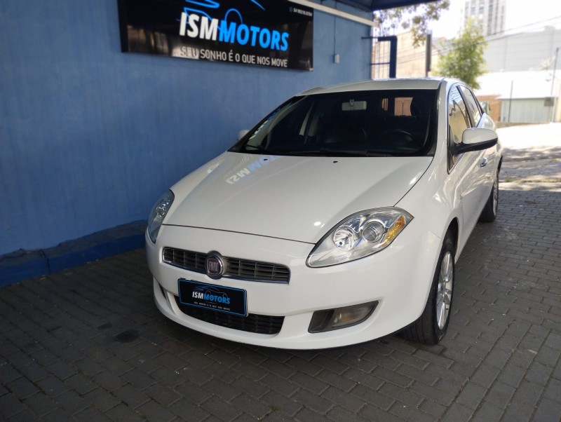 bravo 1.8 essence 16v flex 4p automatizado 2012 caxias do sul