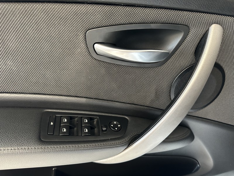 118I 2.0 TOP HATCH 16V GASOLINA 4P AUTOMÁTICO - 2011 - FARROUPILHA