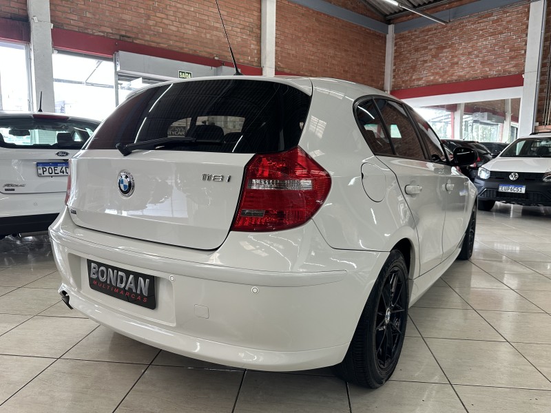 118I 2.0 TOP HATCH 16V GASOLINA 4P AUTOMÁTICO - 2011 - FARROUPILHA