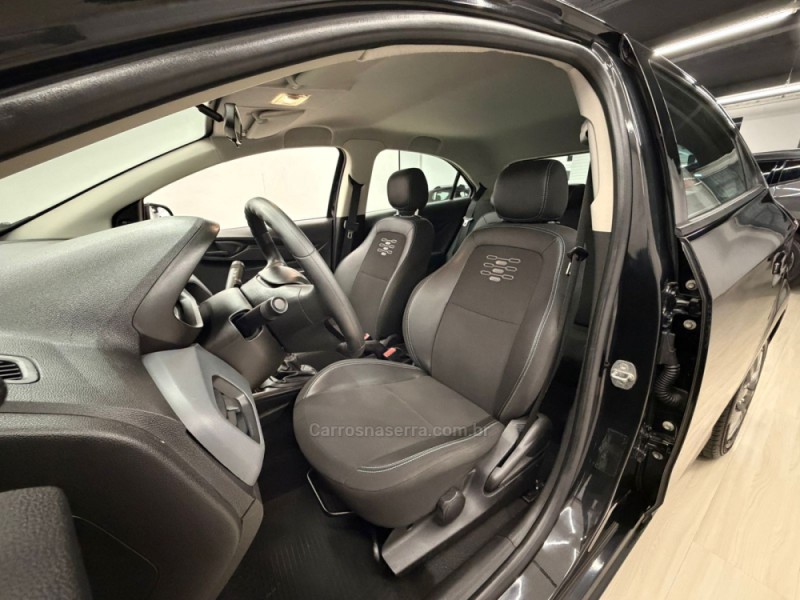 ONIX 1.0 JOY BLACK 8V FLEX 4P MANUAL - 2020 - CAXIAS DO SUL