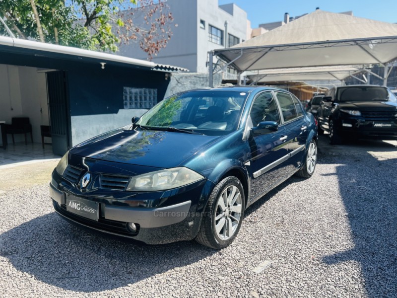 MÉGANE 1.6 DYNAMIQUE 16V FLEX 4P MANUAL