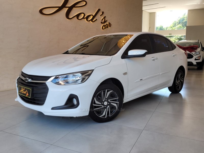 ONIX 1.0 LT2 PLUS 12V FLEX 4P MANUAL - 2024 - CANELA