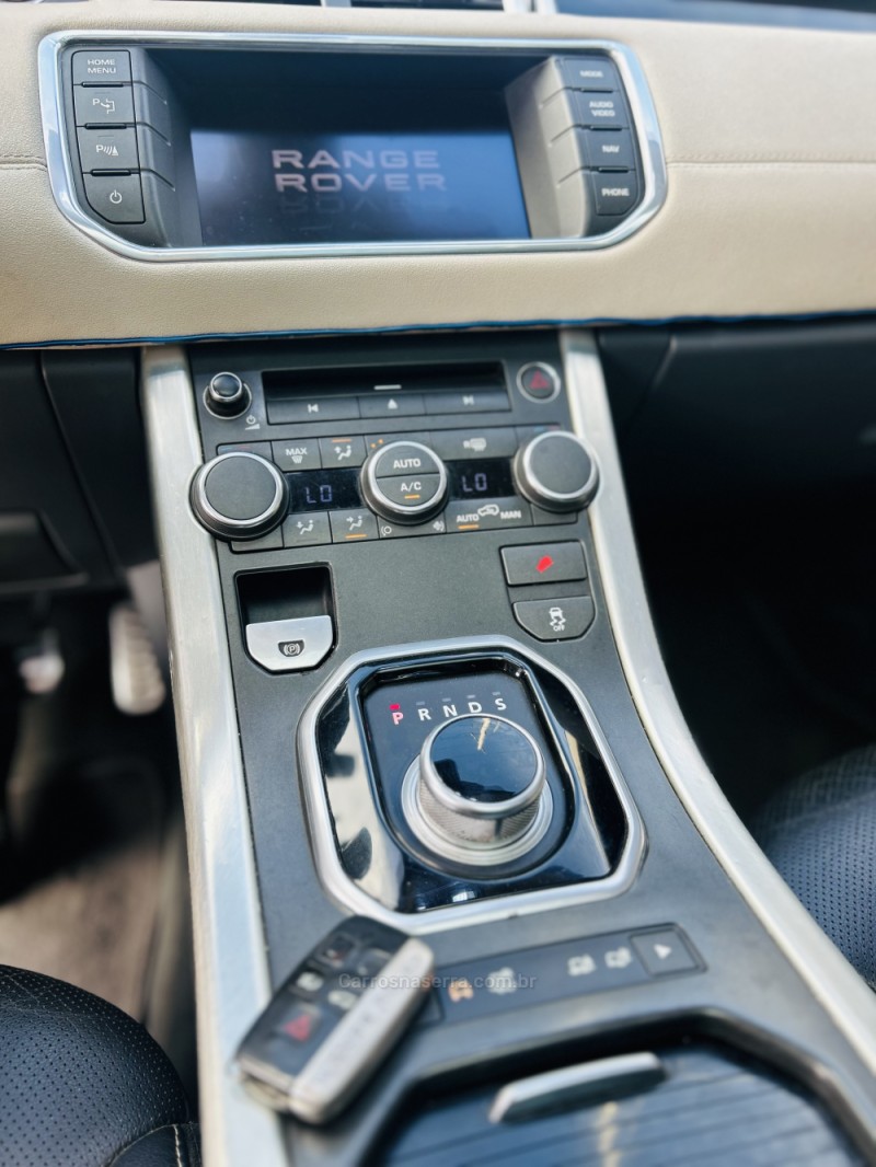 RANGE ROVER EVOQUE 2.0 DYNAMIC TECH 4WD 16V GASOLINA 4P AUTOMÁTICO - 2012 - CAXIAS DO SUL