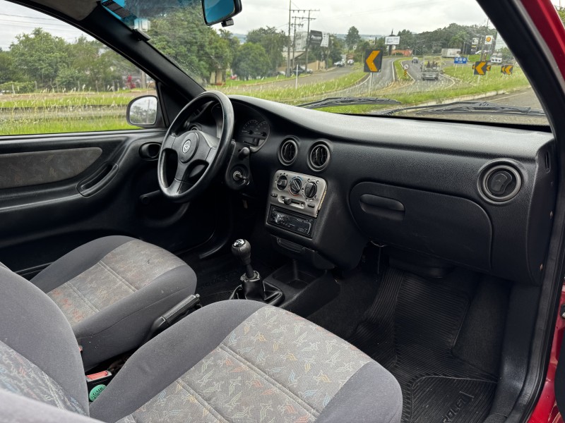 CELTA 1.0 MPFI SUPER 8V FLEX 2P MANUAL - 2003 - DOIS IRMãOS