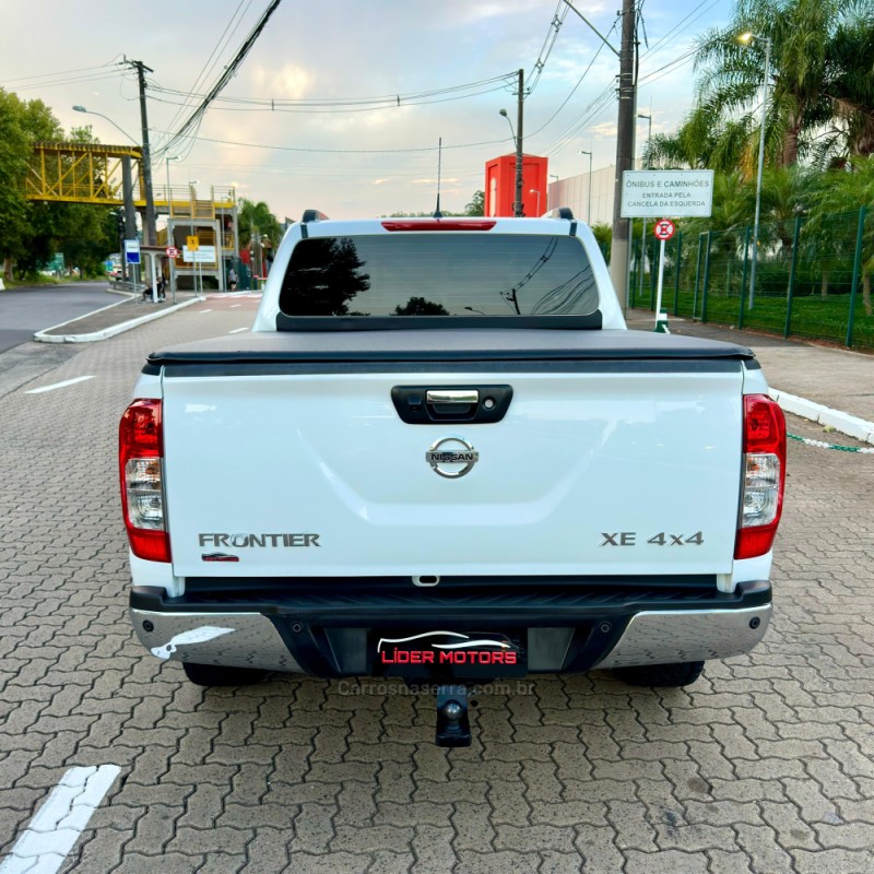 FRONTIER 2.3 XE 4X4 CD BI TURBO DIESEL 4P AUTOMÁTICO - 2019 - ESTâNCIA VELHA