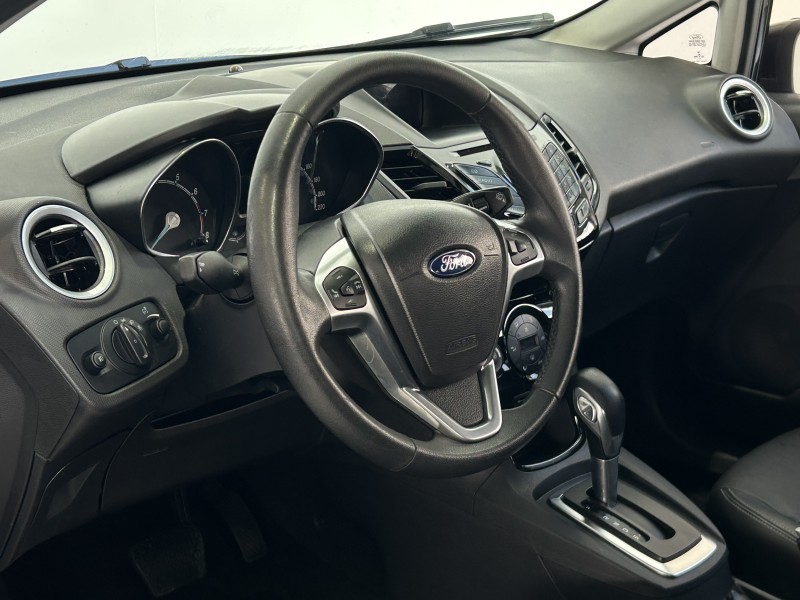 FIESTA 1.6 TITANIUM HATCH 16V FLEX 4P AUTOMÁTICO - 2016 - CAXIAS DO SUL