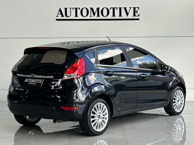 FIESTA 1.6 TITANIUM HATCH 16V FLEX 4P AUTOMÁTICO - 2016 - CAXIAS DO SUL