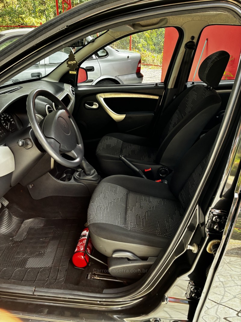 SANDERO 1.6 EXPRESSION 8V FLEX 4P MANUAL - 2011 - CAXIAS DO SUL