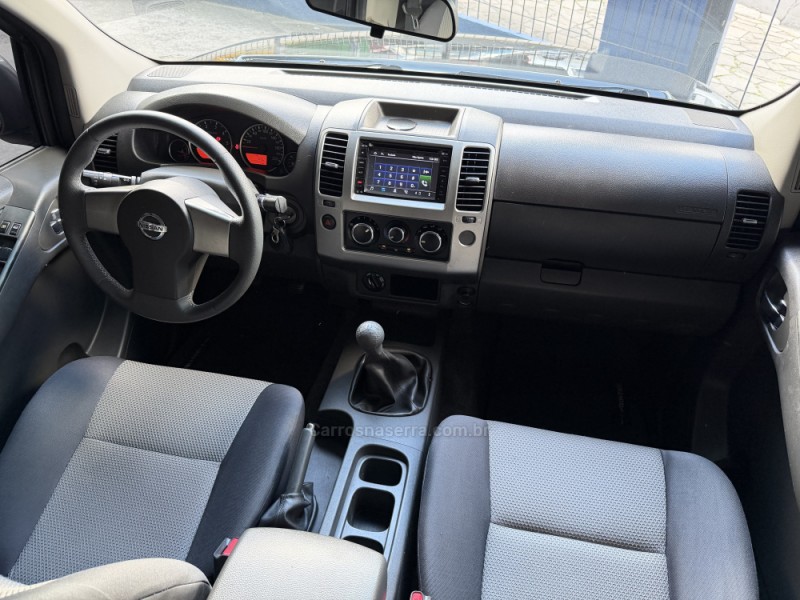 FRONTIER 2.5 SE ATTACK 4X4 CD TURBO ELETRONIC DIESEL 4P MANUAL - 2014 - CAXIAS DO SUL