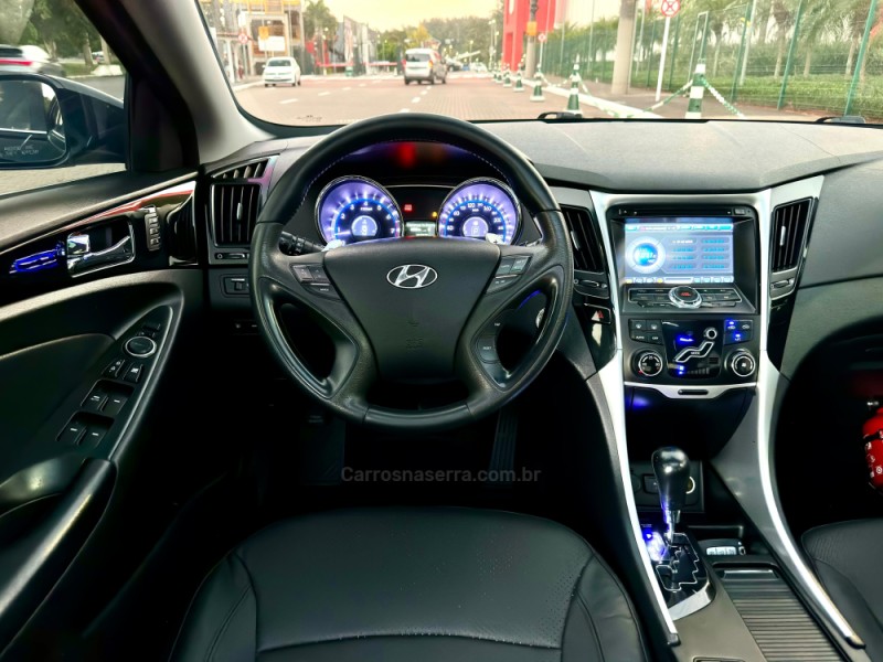 SONATA 2.4 MPFI V4 16V 182CV GASOLINA 4P AUTOMÁTICO - 2012 - ESTâNCIA VELHA