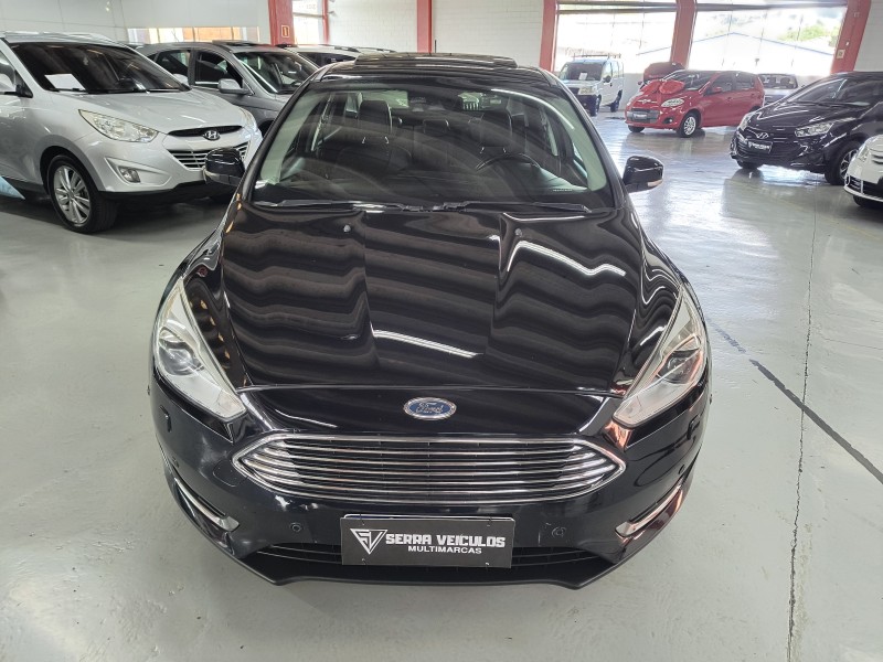 FOCUS 2.0 TITANIUM PLUS FASTBACK 16V FLEX 4P AUTOMÁTICO - 2016 - CAXIAS DO SUL