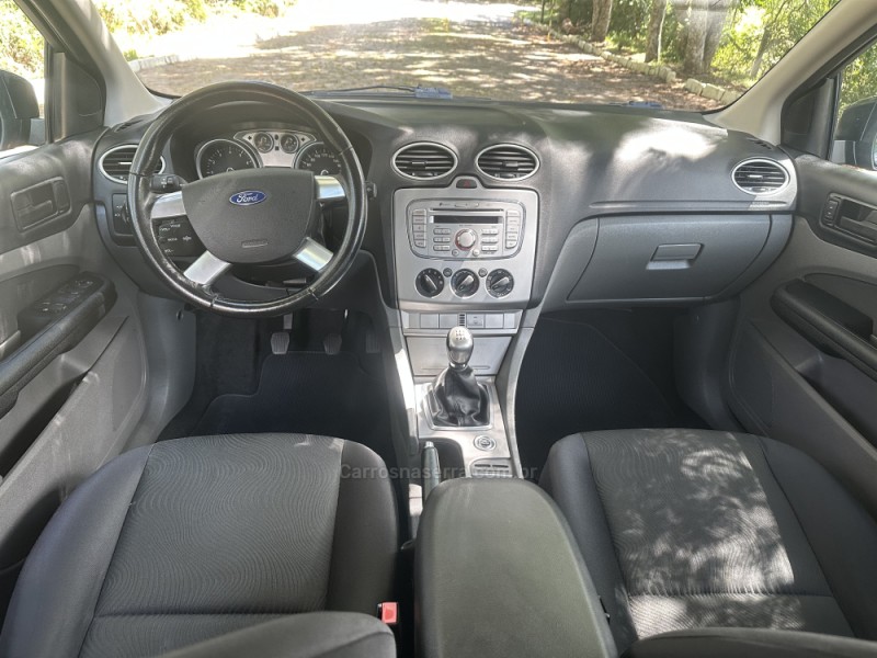 FOCUS 2.0 GLX 16V FLEX 4P MANUAL - 2013 - NOVA PRATA