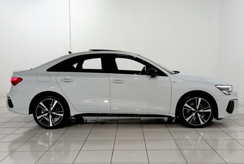 A3 2.0 TFSI PERFORMANCE BLACK SEDAN GASOLINA 4P AUTOMÁTICA - 2024 - PORTO ALEGRE