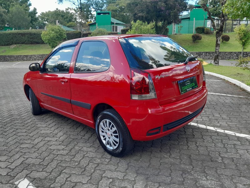 PALIO 1.0 MPI FIRE CELEBRATION 8V FLEX 2P MANUAL - 2015 - CAXIAS DO SUL
