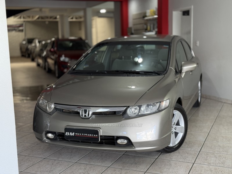 CIVIC 1.8 LXS 16V FLEX 4P MANUAL - 2007 - GUAPORé