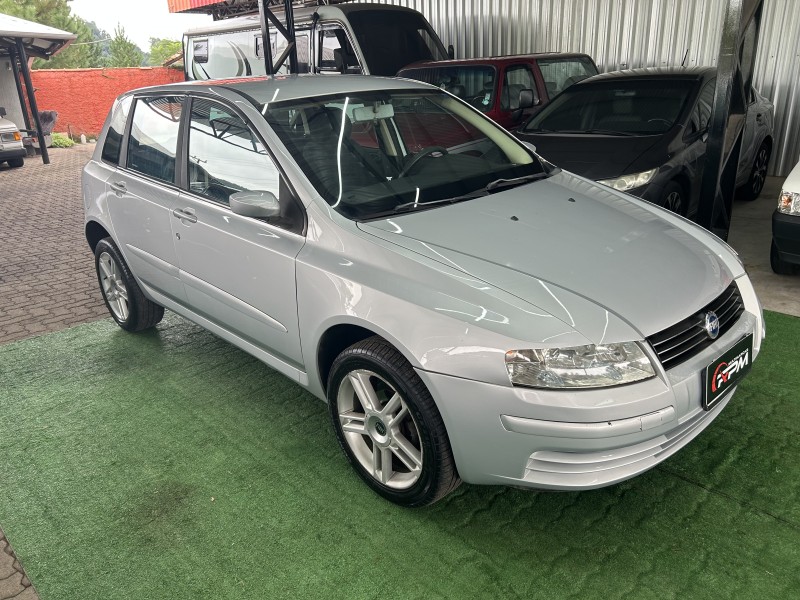STILO 1.8 MPI 8V GASOLINA 4P MANUAL