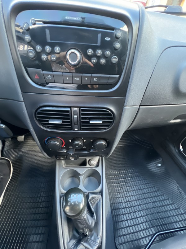 STRADA 1.4 MPI HARD WORKING CD 8V FLEX 3P MANUAL - 2018 - GARIBALDI