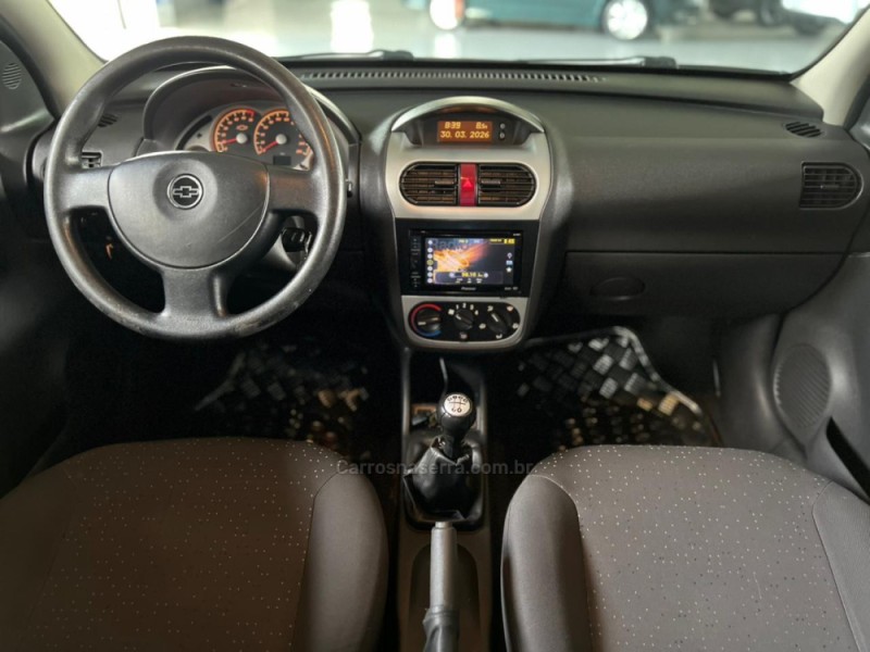 CORSA 1.4 MPFI PREMIUM 8V FLEX 4P MANUAL - 2009 - CAXIAS DO SUL