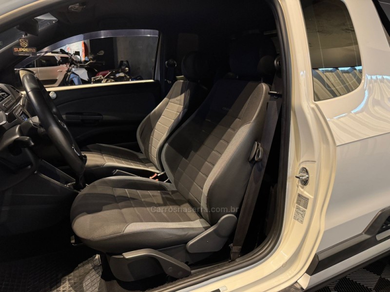 SAVEIRO 1.6 CROSS CE 16V FLEX 2P MANUAL - 2017 - FARROUPILHA