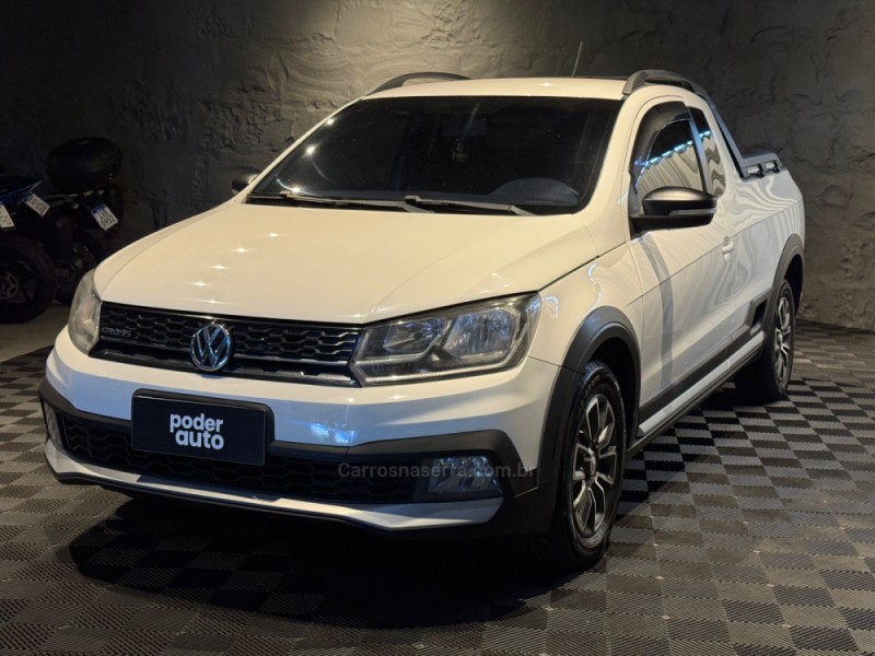 SAVEIRO 1.6 CROSS CE 16V FLEX 2P MANUAL - 2017 - FARROUPILHA