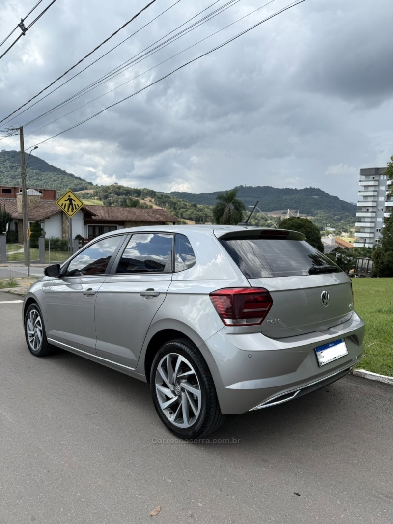 POLO 1.0	200 TSI HIGHLINE AUTOMÁTICO  - 2020 - NOVA ARAçá