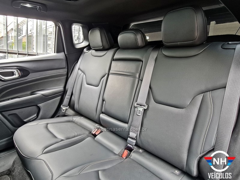 COMPASS 1.3 SERIE S T270 16V TURBO FLEX 4P AUTOMÁTICO - 2025 - NOVO HAMBURGO