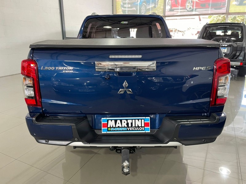 L200 TRITON 2.4 HPE-S SPORT 4X4 CD 16V DIESEL 4P AUTOMÁTICO - 2023 - CAXIAS DO SUL