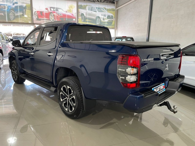 L200 TRITON 2.4 HPE-S SPORT 4X4 CD 16V DIESEL 4P AUTOMÁTICO - 2023 - CAXIAS DO SUL