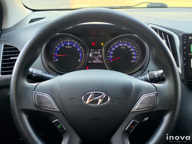 HB20 1.6 COMFORT PLUS 16V FLEX 4P AUTOMÁTICO - 2016 - NOVO HAMBURGO