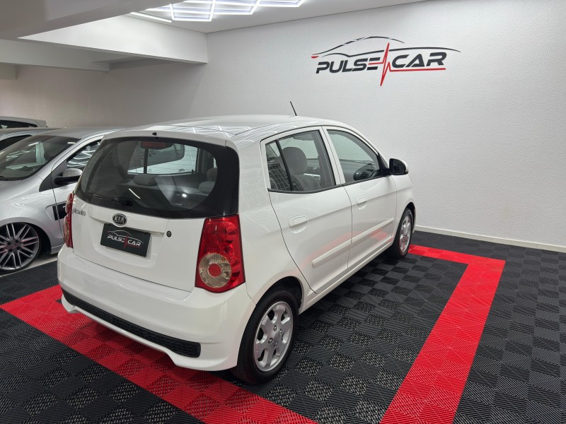 PICANTO 1.0 EX3 12V GASOLINA 4P AUTOMÁTICO - 2011 - CAXIAS DO SUL