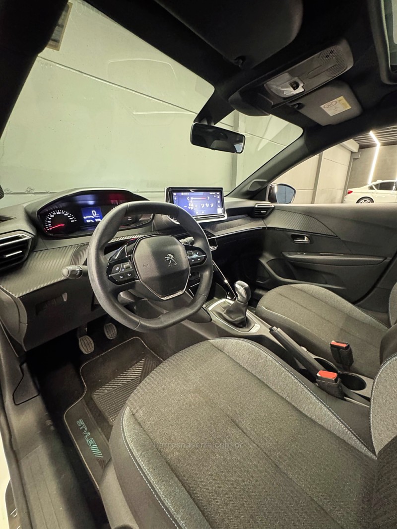 208 1.0 STYLE FLEX 6V 4P MANUAL - 2024 - PASSO FUNDO