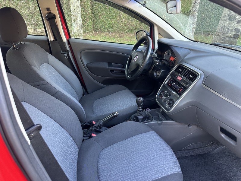 PUNTO 1.6 ESSENCE 16V FLEX 4P MANUAL - 2011 - CAXIAS DO SUL